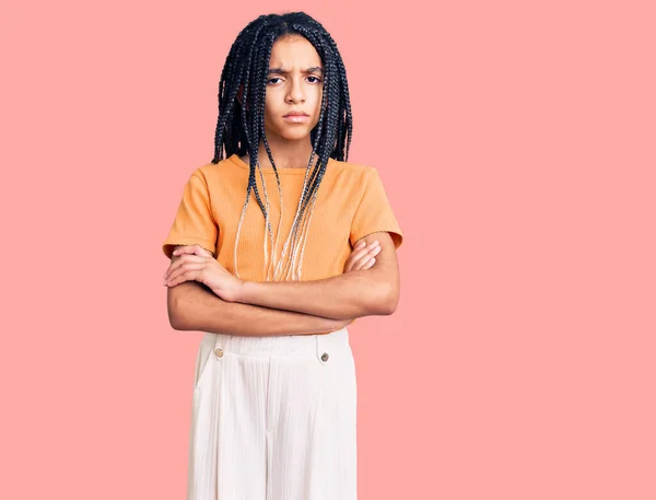 Симпатичная Африканская Американская Девушка Повседневной Одежде Скептически Нервно Неодобрительное Выражение — стоковое фото