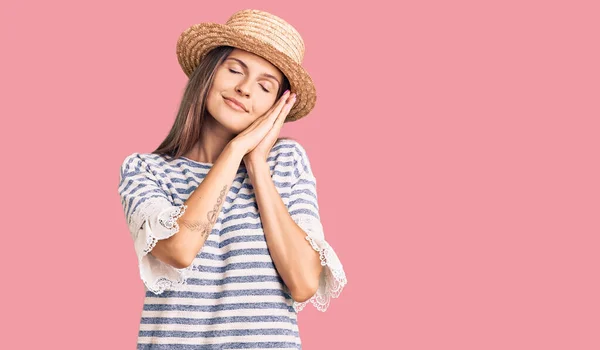 Beautiful Caucasian Woman Wearing Summer Hat Sleeping Tired Dreaming Posing — Stock Photo, Image