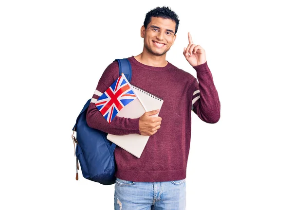 Spaanse Knappe Jongeman Wisselen Student Met Britse Vlag Verrast Met — Stockfoto