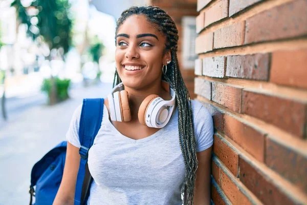 Young African American Student Woman Smiling Happy Leaning Wall University — Stock Photo, Image