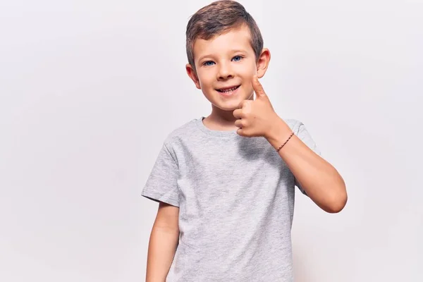 Lindo Niño Rubio Con Ropa Casual Sonriendo Feliz Positivo Pulgar — Foto de Stock