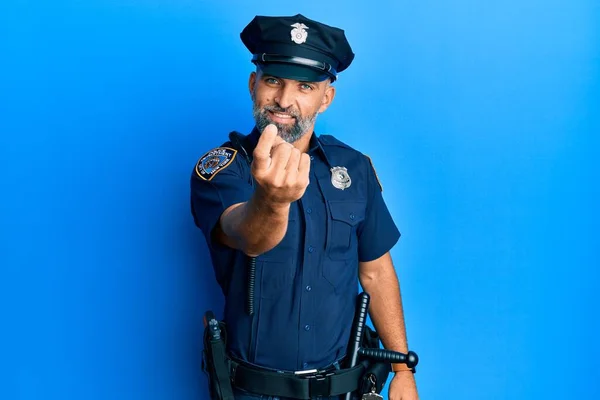 Středního Věku Pohledný Muž Policejní Uniformě Návnada Přijít Sem Gesto — Stock fotografie