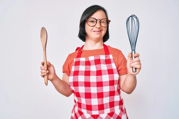 Brunette Woman Syndrome Cooking Using Baker Whisk Spoon Winking Looking — Stock Photo, Image