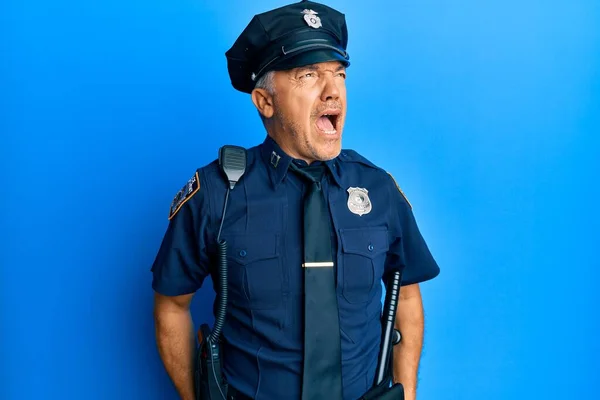 Pohledný Zralý Muž Středního Věku Policejní Uniformě Vzteklý Šílený Vzteky — Stock fotografie