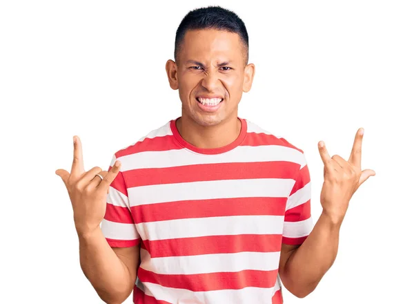 Young Handsome Latin Man Wearing Casual Clothes Shouting Crazy Expression — Stock Photo, Image
