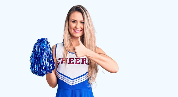 Young Beautiful Blonde Woman Wearing Cheerleader Uniform Holding Pompom Smiling — Stock Photo, Image