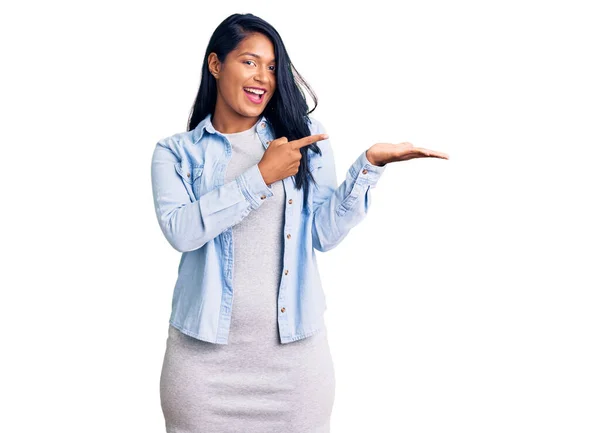 Hispanic Woman Long Hair Wearing Casual Denim Jacket Amazed Smiling — Stock Photo, Image