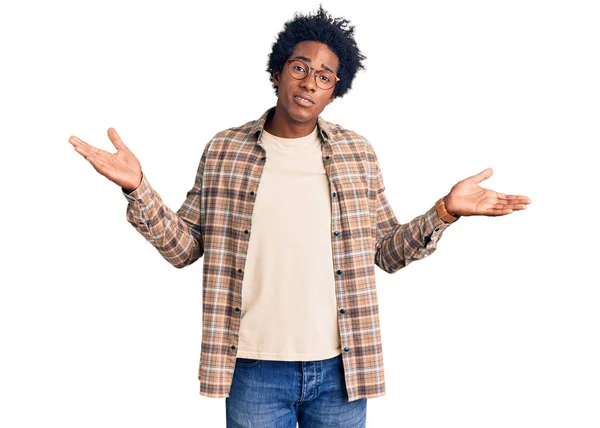 Handsome African American Man Afro Hair Wearing Casual Clothes Glasses — Stock Photo, Image