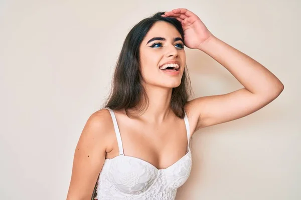Brunette Teenager Girl Posing Elegant Very Happy Smiling Looking Far — Stock Photo, Image