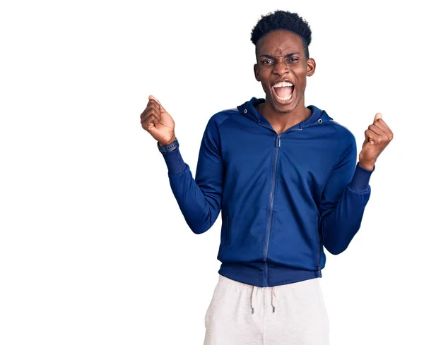Junge Afrikanisch Amerikanische Mann Sportbekleidung Sehr Glücklich Und Aufgeregt Tun — Stockfoto