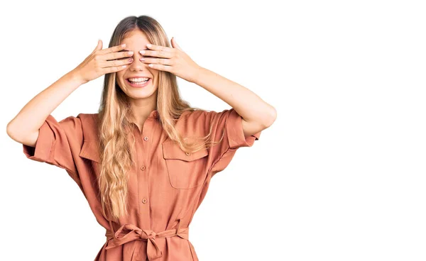 Beautiful Caucasian Woman Blonde Hair Wearing Summer Jumpsuit Covering Eyes — Stock Photo, Image