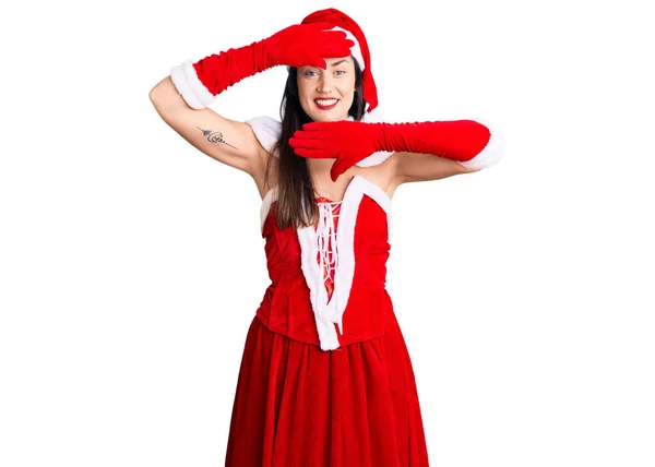 Giovane Bella Donna Caucasica Indossa Costume Babbo Natale Sorridente Allegra — Foto Stock