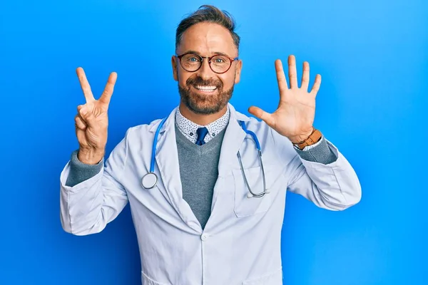 Handsome Middle Age Man Wearing Doctor Uniform Stethoscope Showing Pointing — Stock Photo, Image