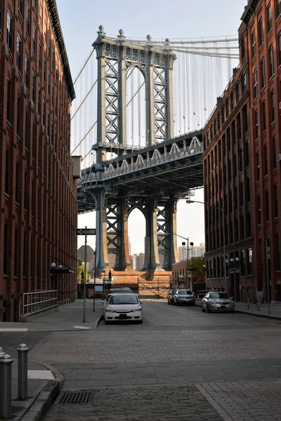 Widok Manhattan Bridge Brooklynu Przemysłowej Części Nowego Jorku — Zdjęcie stockowe