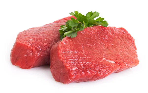 Daging Sapi Mentah Diisolasi Pada Latar Belakang Putih — Stok Foto