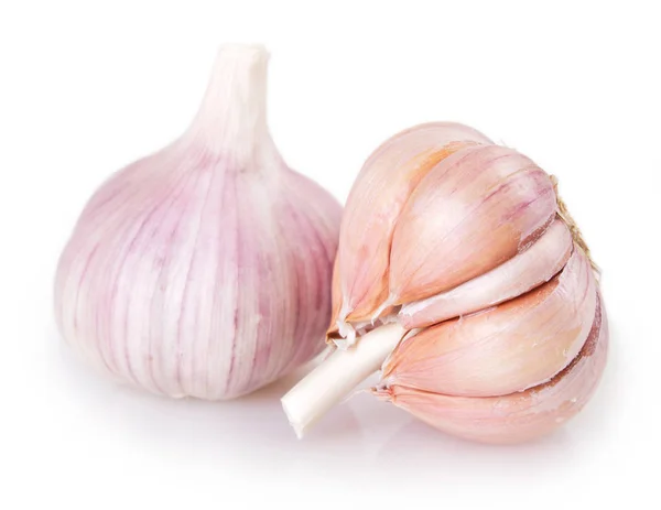 Frischer Knoblauch Isoliert Auf Weißem Hintergrund — Stockfoto