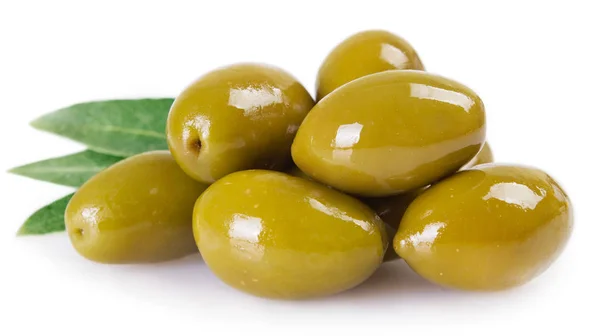 Olives Vertes Isolées Sur Fond Blanc — Photo