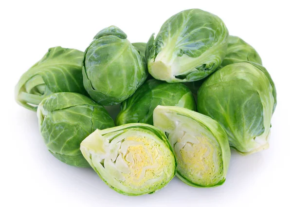 Brussels sprouts di latar belakang putih — Stok Foto