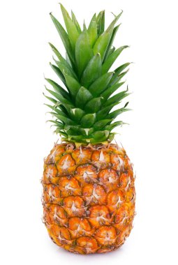 Beyaz arkaplanda taze ananas