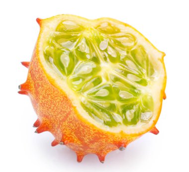 Beyaz arka planda boynuzlu kavun veya kiwano