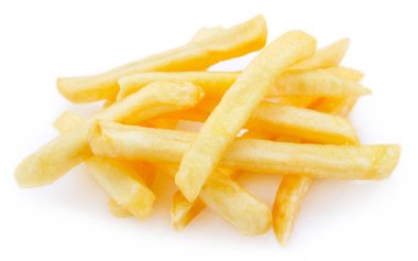 Beyaz arka planda kızarmış patates