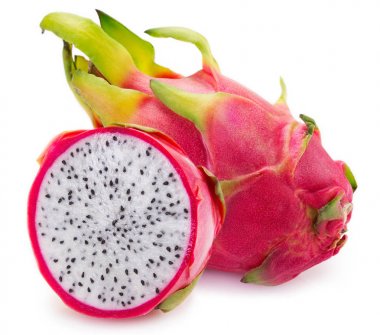 Beyaz arka planda taze pitahaya. Ejderha meyvesi.