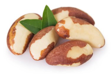 Brezilya cevizi beyaz arka plan üzerinde