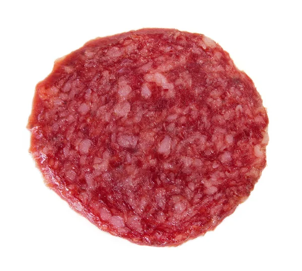 Salami rökt korv skivor på vit bakgrund — Stockfoto