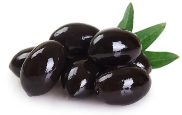 Olives noires sur fond blanc — Photo