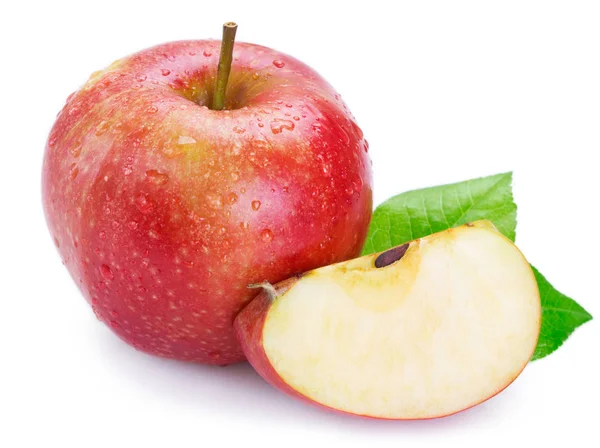 Färskt äpple på vit bakgrund — Stockfoto