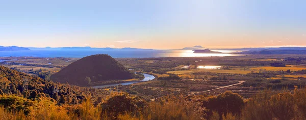 Malowniczy Zachód Słońca Nad Jeziorem Taupo Nowa Zelandia Antenowe Panoramiczny — Zdjęcie stockowe