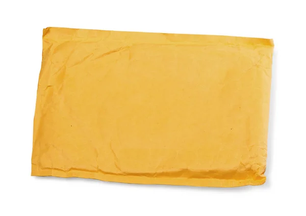 Gele Envelop Voor Een Brief Die Geïsoleerd Wit Met Uitknippad — Stockfoto