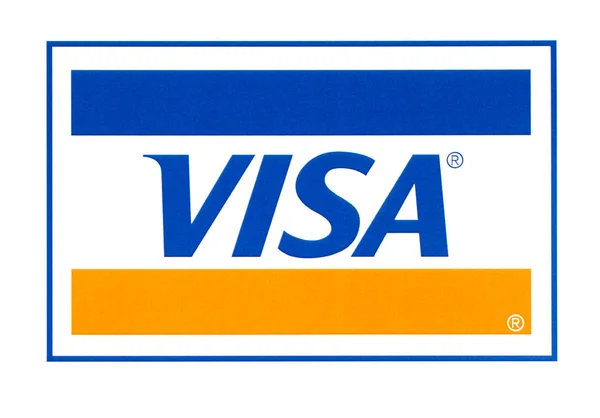 キシナウ モルドバ 2018 Visa のロゴは紙に印刷され 白い背景の上に配置 アメリカの多国籍企業の決済業務のサービスを提供します — ストック写真