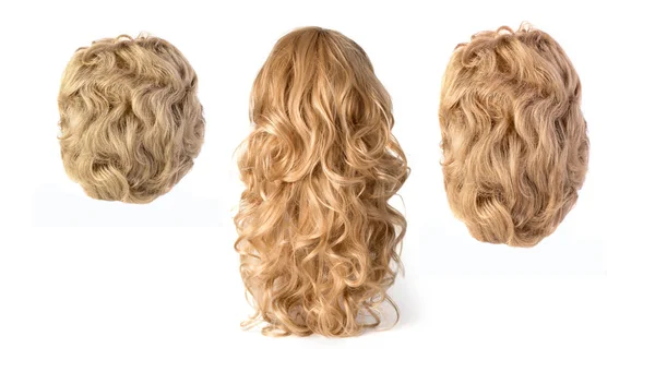 Длинный Кудрявый Блондин Волосы Парики Изолированы Белом Фоне — стоковое фото