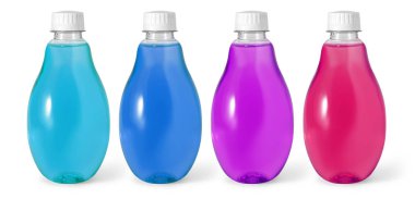 Beyaz arka plan üzerinde izole içki şişesi