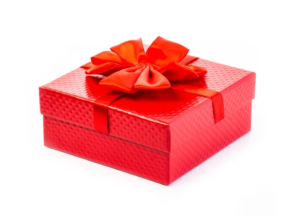 Κόκκινο Κουτί Δώρου Απομονωμένο Λευκό Φόντο — Φωτογραφία Αρχείου