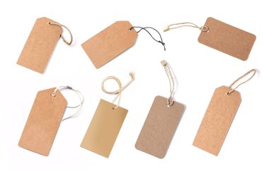 Beyaz arkaplandaki çeşitli fiyat etiketleri koleksiyonu. Her biri ayrı ayrı çekiliyor.