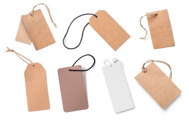 Beyaz arkaplandaki çeşitli fiyat etiketleri koleksiyonu. Her biri ayrı ayrı çekiliyor.