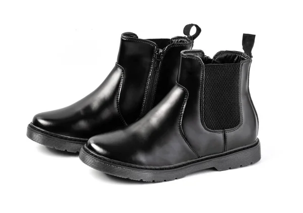 Beyaz Arka Plan Üzerinde Izole Siyah Deri Erkek Ayakkabı — Stok fotoğraf