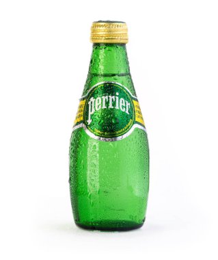 Kişinev, Moldova - 3 Kasım 2018: Perrier doğal maden suyu damla beyaz zemin üzerine