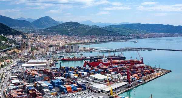 ソレント イタリアの貨物港のソレント イタリア 2015 ビュー — ストック写真