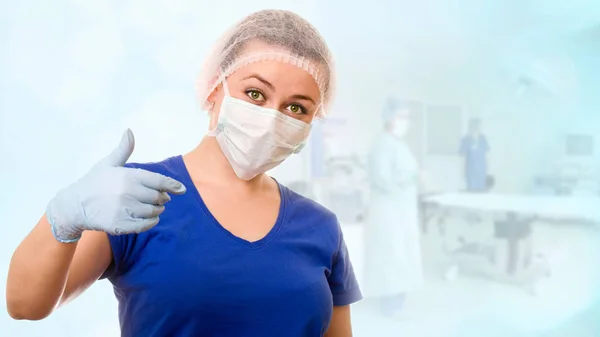 Nurse in surgery room — Stock Photo, Image