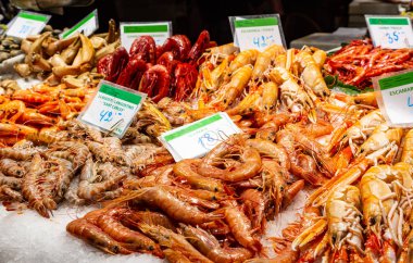 ünlü Boqueria gıda pazarı