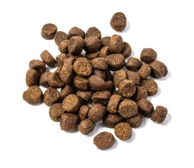 Kuru köpek maması yığını