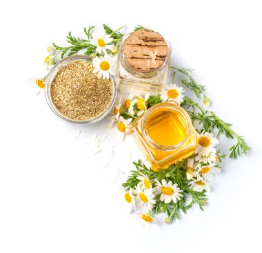 cam şişede amomile yağı