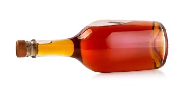 izole viski şişesi 