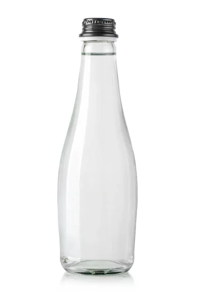 Skleněná láhev s vodou izolované na bílém — Stock fotografie