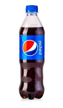 Chisinau, Moldova - 26 Nisan 2020: Beyaz arka planda bir şişe Pepsi Cola meşrubatı.