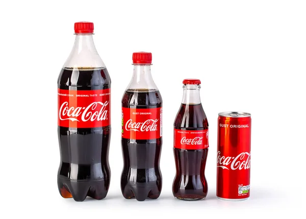 Chisinau Moldavien April 2020 Flaskor Och Kan Coca Cola Vit — Stockfoto