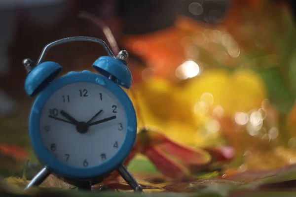 Eine Uhr aus nächster Nähe — Stockfoto